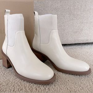 STEVE MADDEN : Admire Bone Leather Bootie